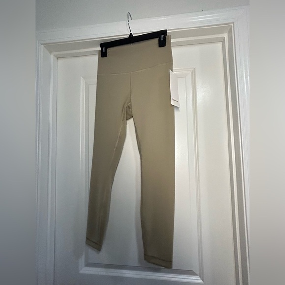 lululemon athletica Sheer Oak High-Rise Leggings - Picture 2 of 2